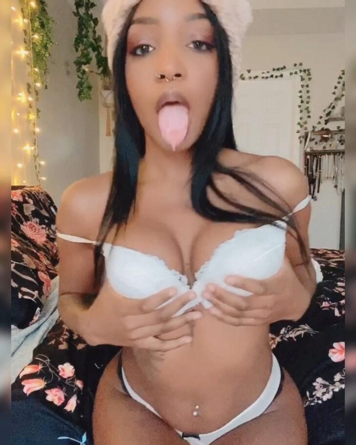 Kayyybear Thong Twerk Pussy Slip Onlyfans Video Leaked Influencers