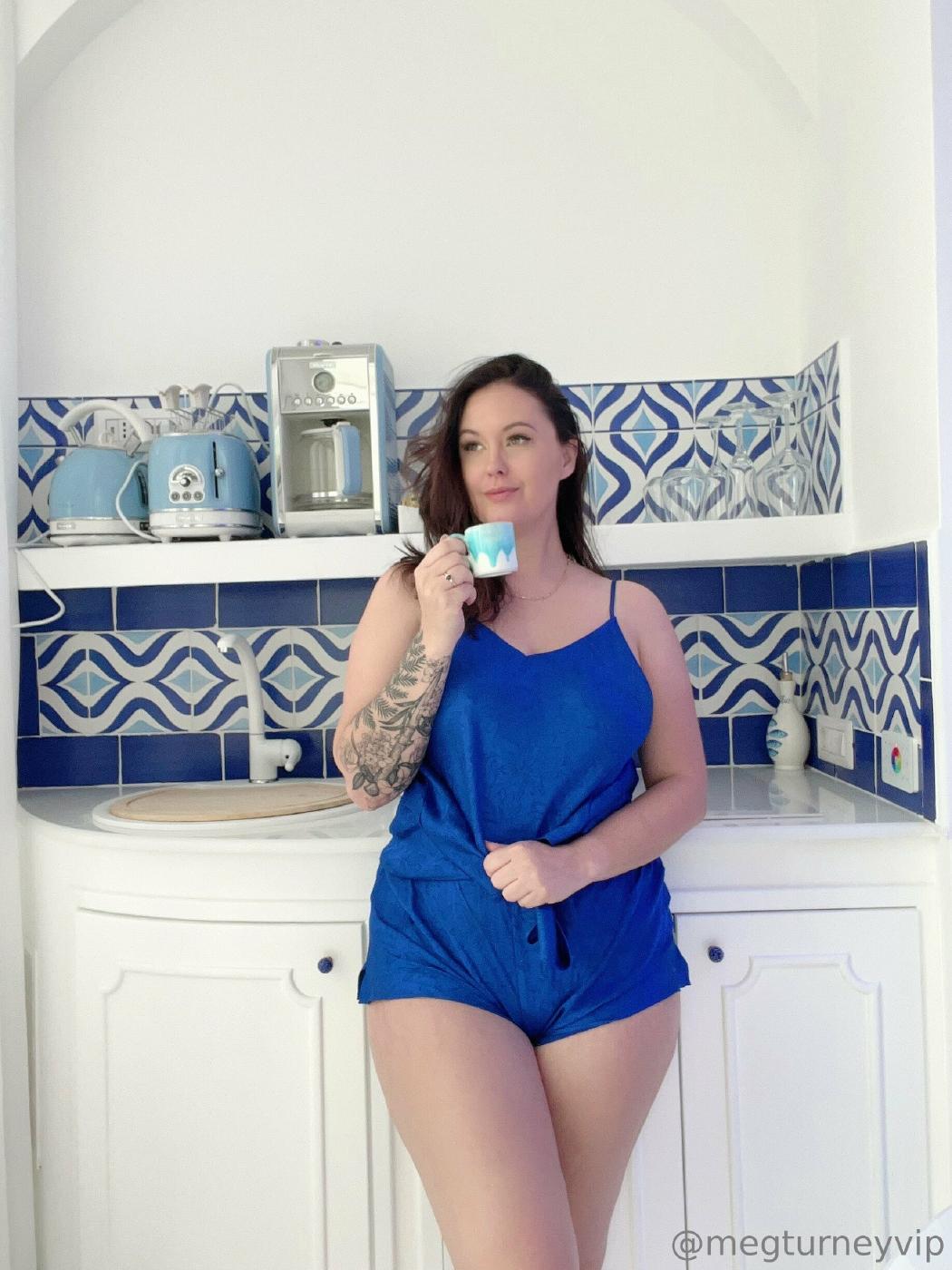 Meg Turney Nude Xmas Mystery Door Onlyfans Set Leaked Influencers