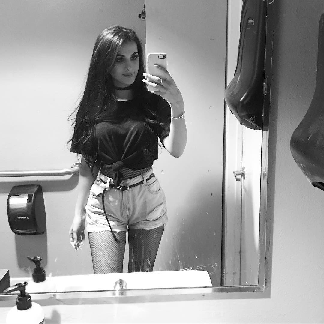 Sssniperwolf Sexy Pictures Influencers Gonewild 