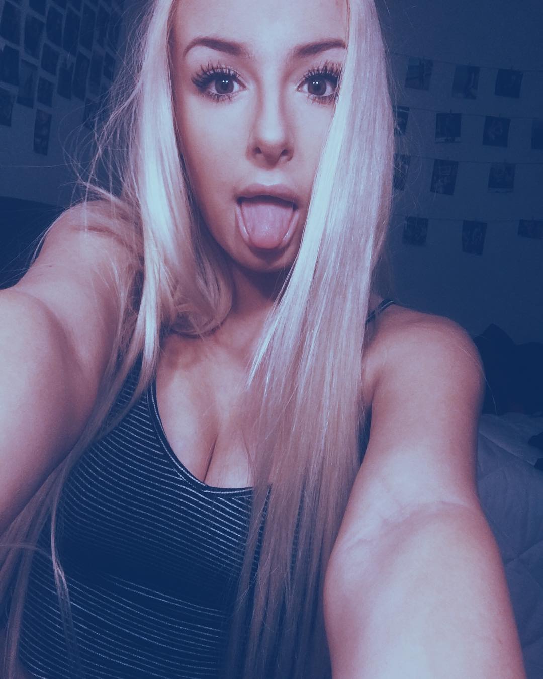 Tana Mongeau Nip