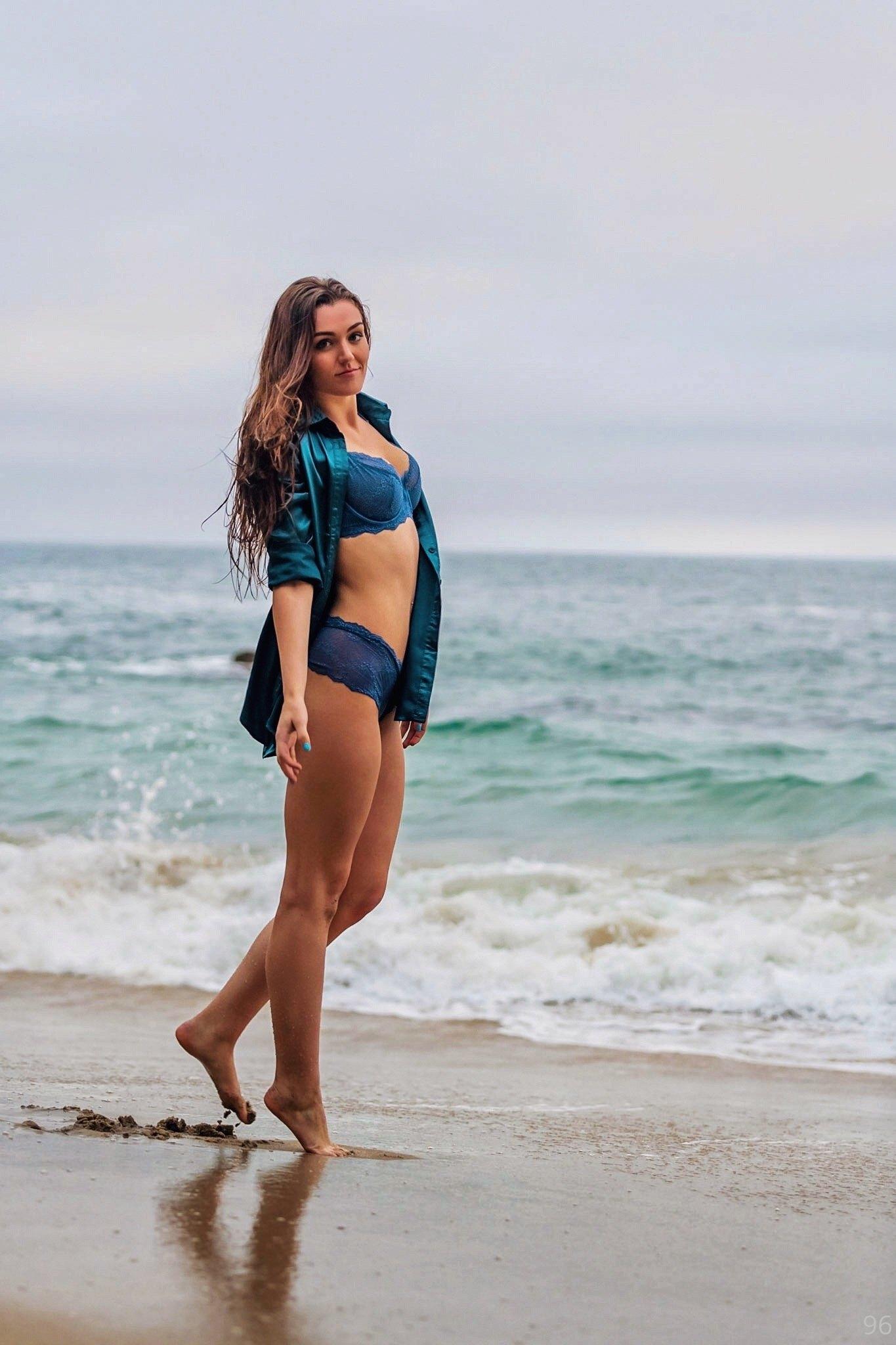 Ally Hardesty Nude Onlyfans Leaked - Influencers GoneWild