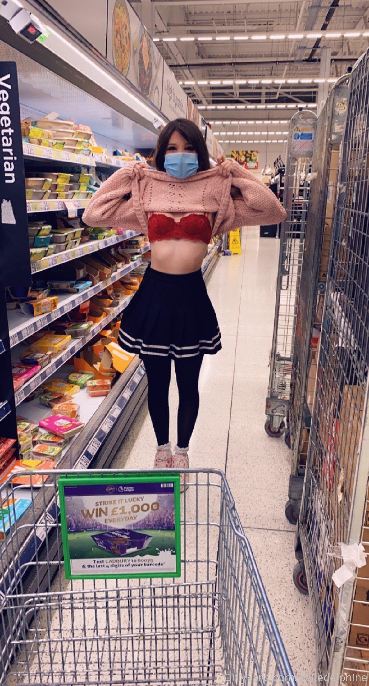 Belle Delphine In Public Leaked Onlyfans Set - Influencers GoneWild