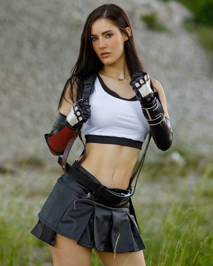 Erin Olash Final Fantasy Tifa Cosplay Set Leaked - Influencers Gonewild