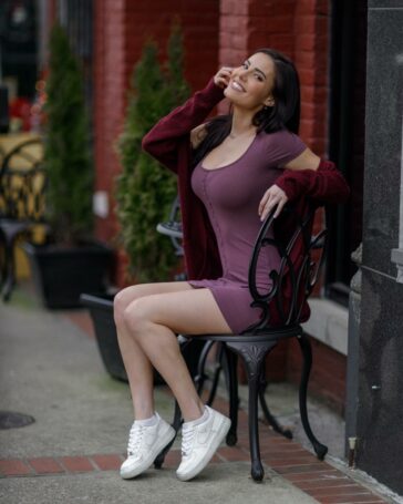 Erin Olash Tight Dress Photoshoot Leaked - Influencers Gonewild