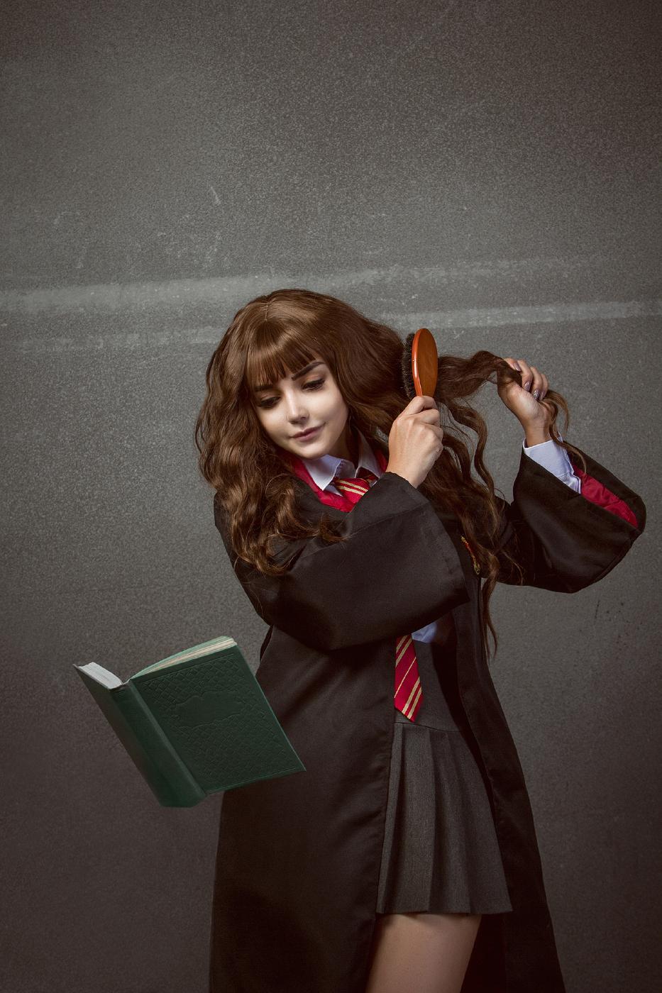 Kalinka Fox Hermione Harry Potter Cosplay Set Leaked - Influencers GoneWild