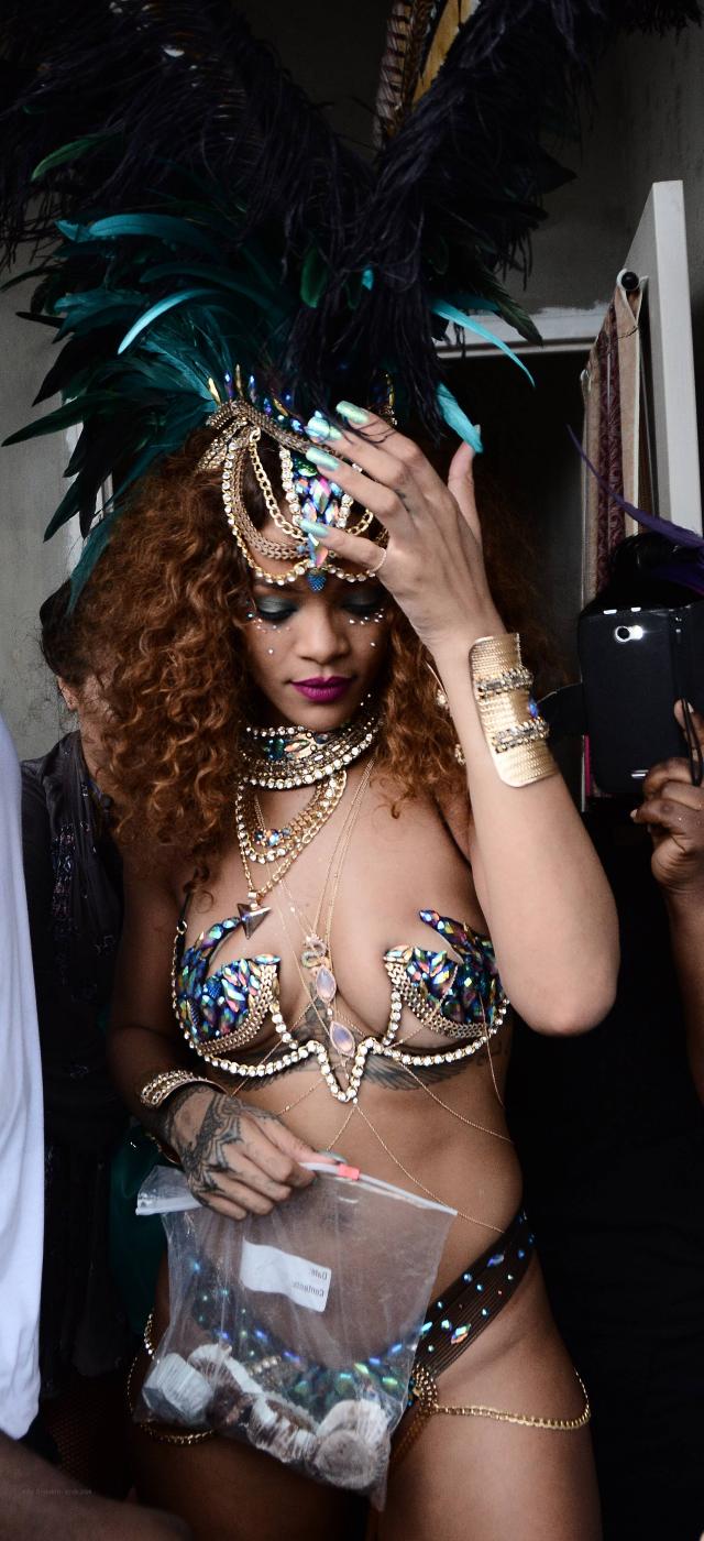 Rihanna Bikini Festival Nip Slip Photos Leaked - Influencers GoneWild