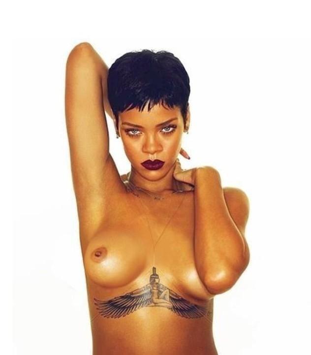 Nude leaked rihanna Rihanna Nude