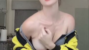 Amanda Cerny Nipple Slip Stripping Onlyfans Video Leaked - Influencers