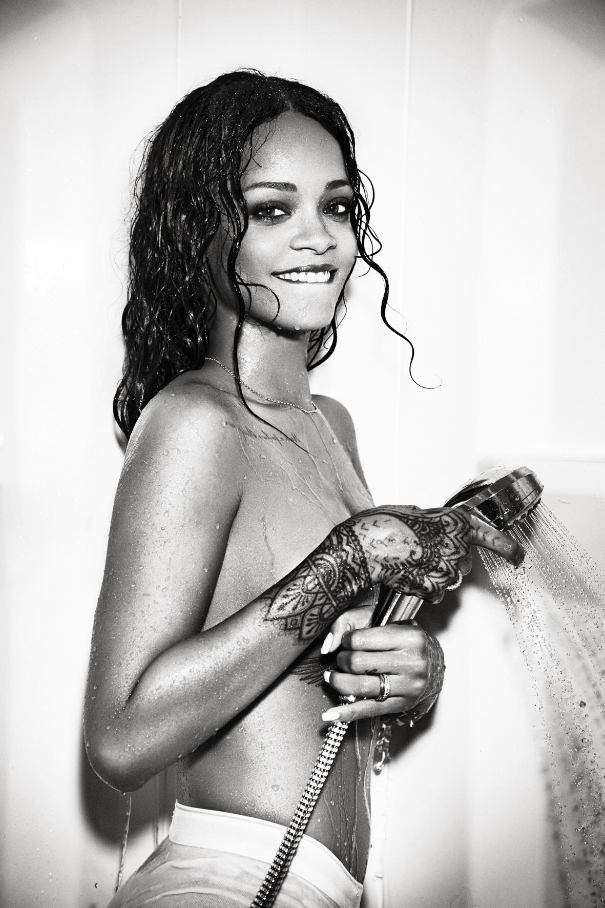 Rihanna Leaked Naked