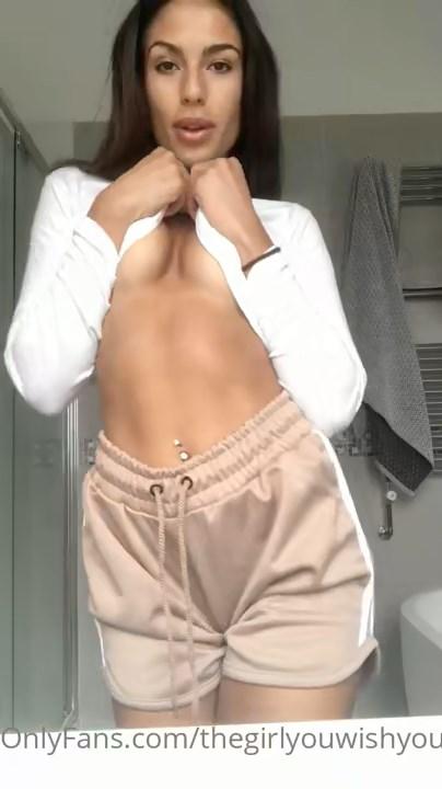 Emily Faye Miller Nude Striptease Onlyfans Video Leaked.