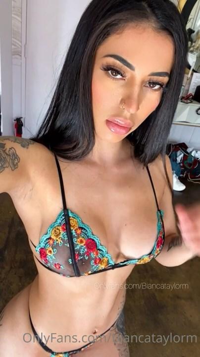 Bianca Taylor Lingerie Socks Dance Onlyfans Video Leaked - Influencers