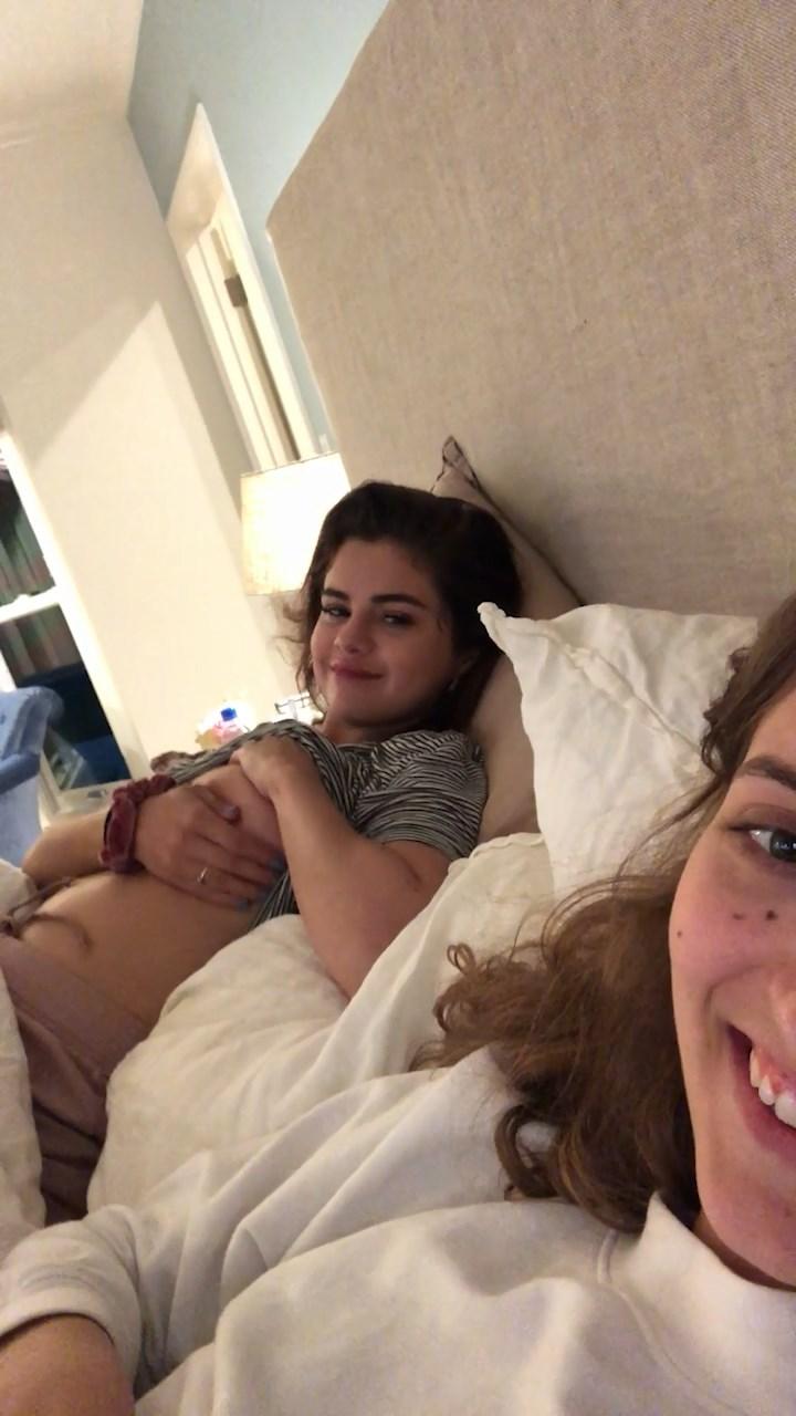 Selena gomez boob leak