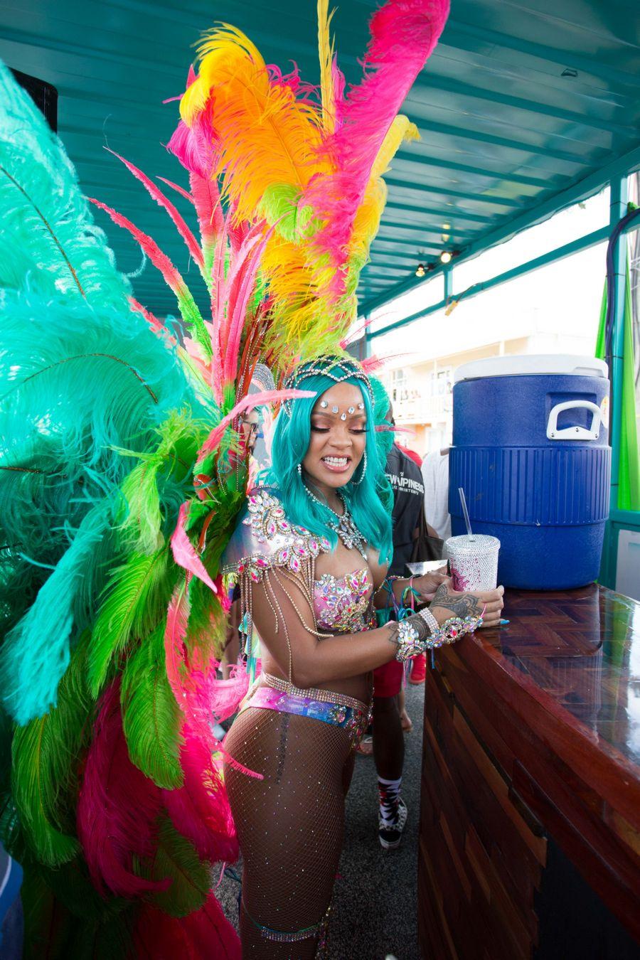 Rihanna nip slip barbados festival photos leaked