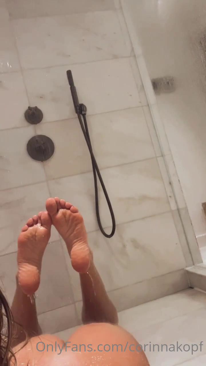 Corinna Kopf Bare Feet Onlyfans Set Leaked - Influencers GoneWild