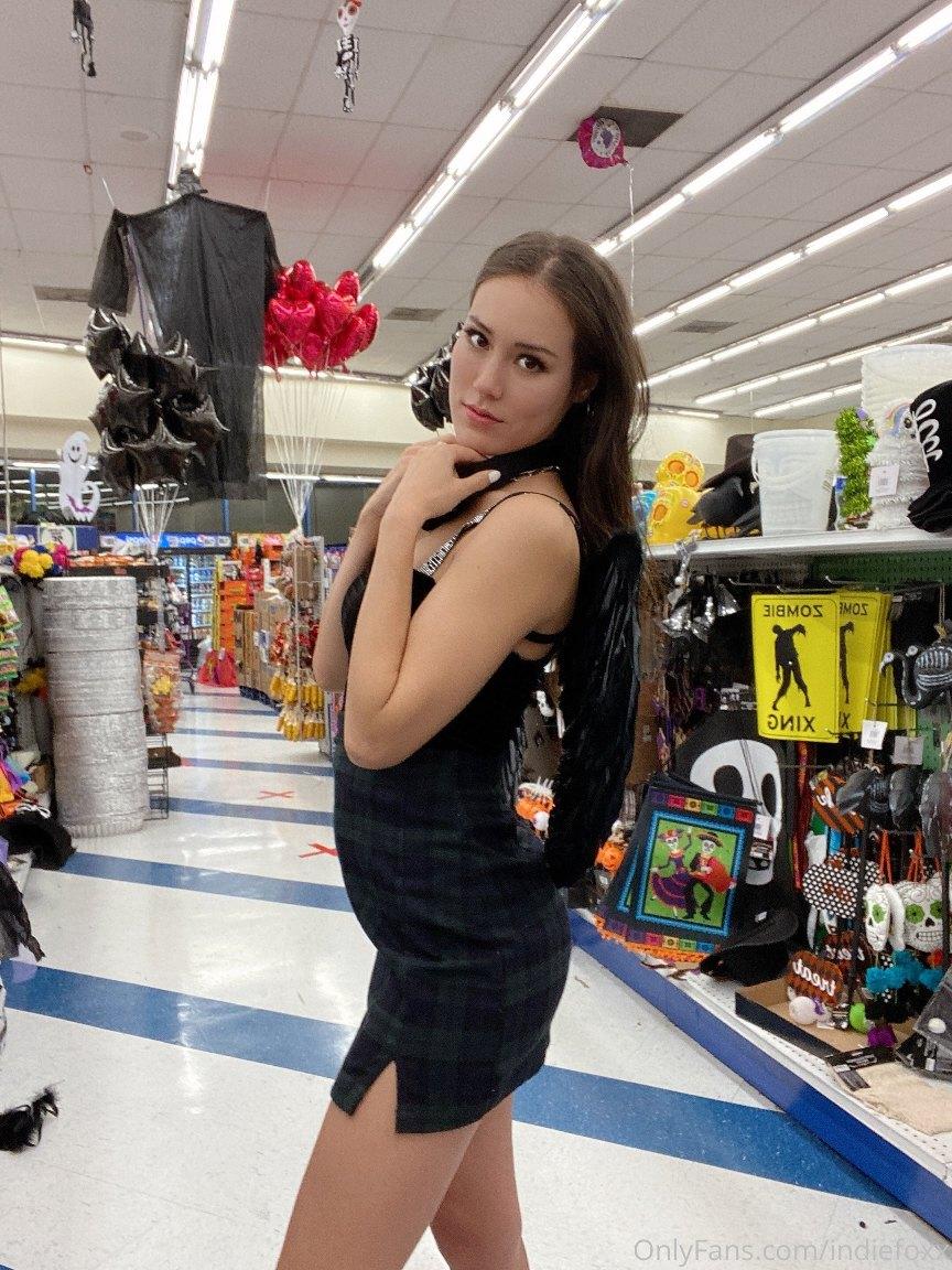 Indiefoxx Sexy Dress Skirt Selfies Onlyfans Set Leaked.
