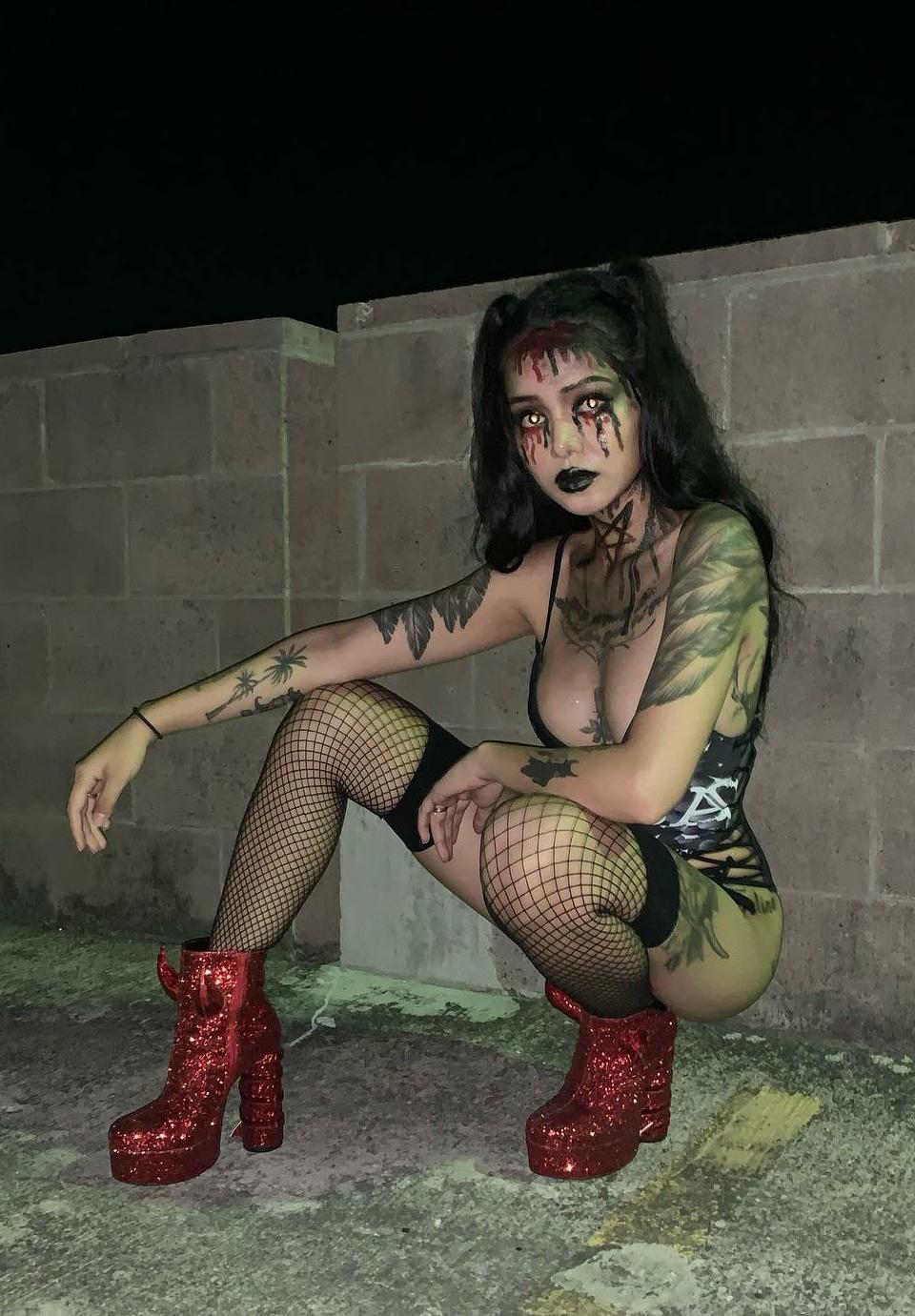 Bella Poarch Halloween Fishnet Cosplay Set Leaked - Influencers GoneWild