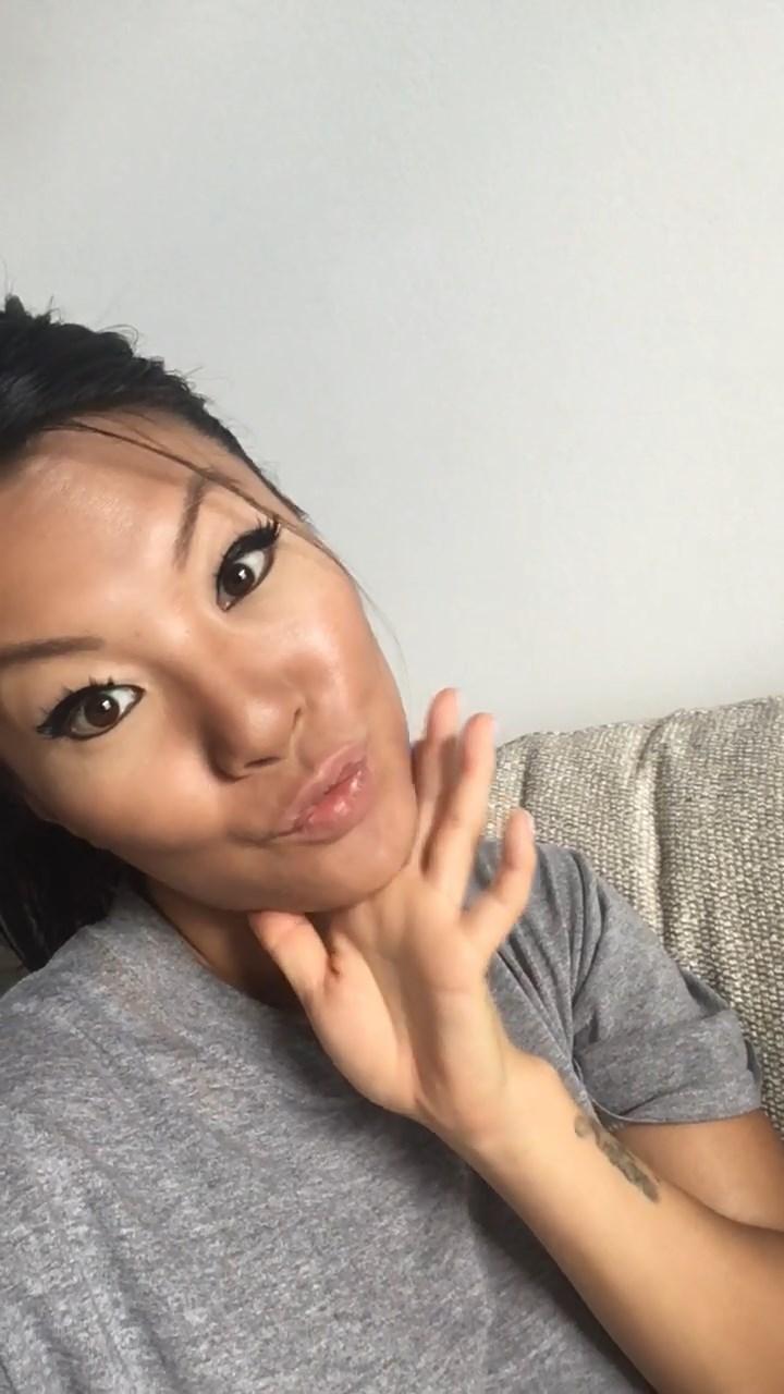 Asa akira selfies