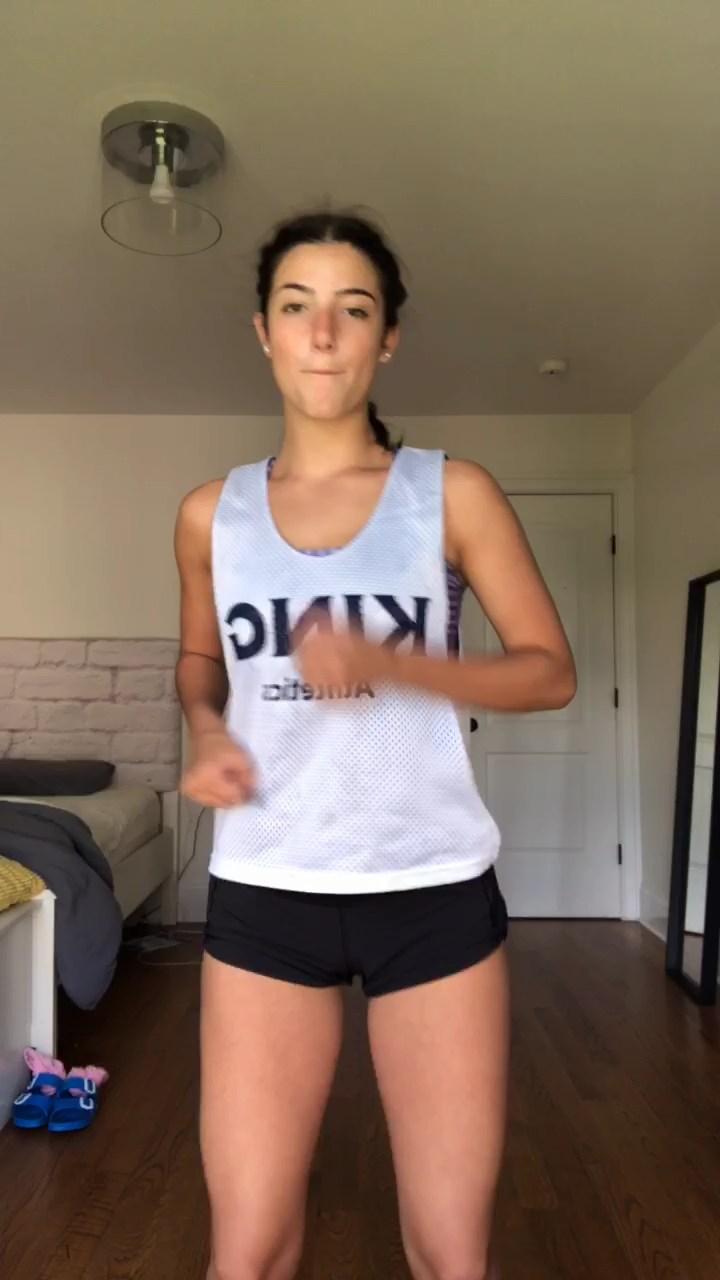 Charli DAmelio Sexy Spandex Camel Toe Video Leaked - Influencers GoneWild