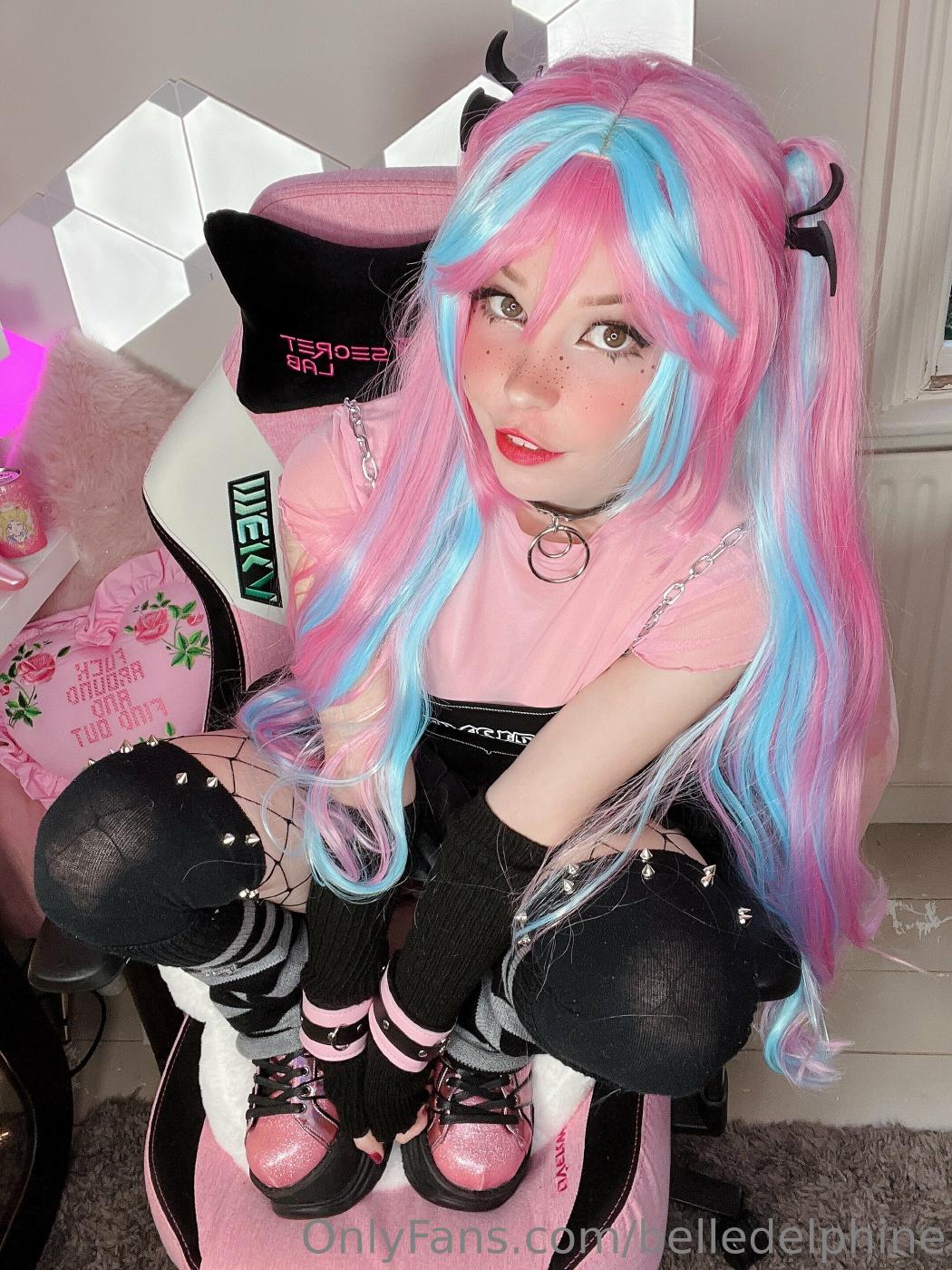 Belle Delphine Nude Bubble Gum Emo Onlyfans Set Leaked picture