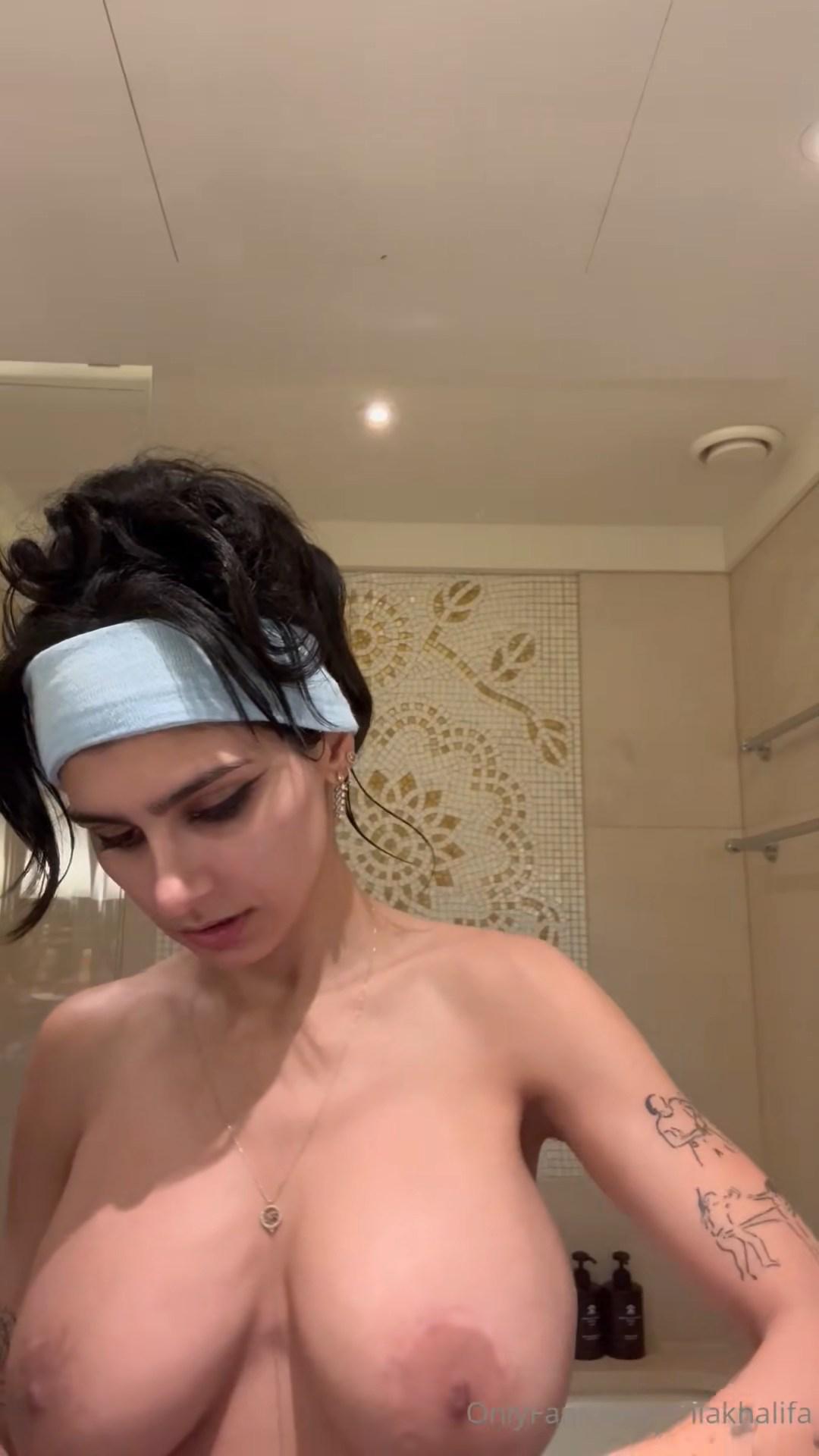 Mia Khalifa Nude Bathroom Prep OnlyFans Video Leaked - Influencers GoneWild